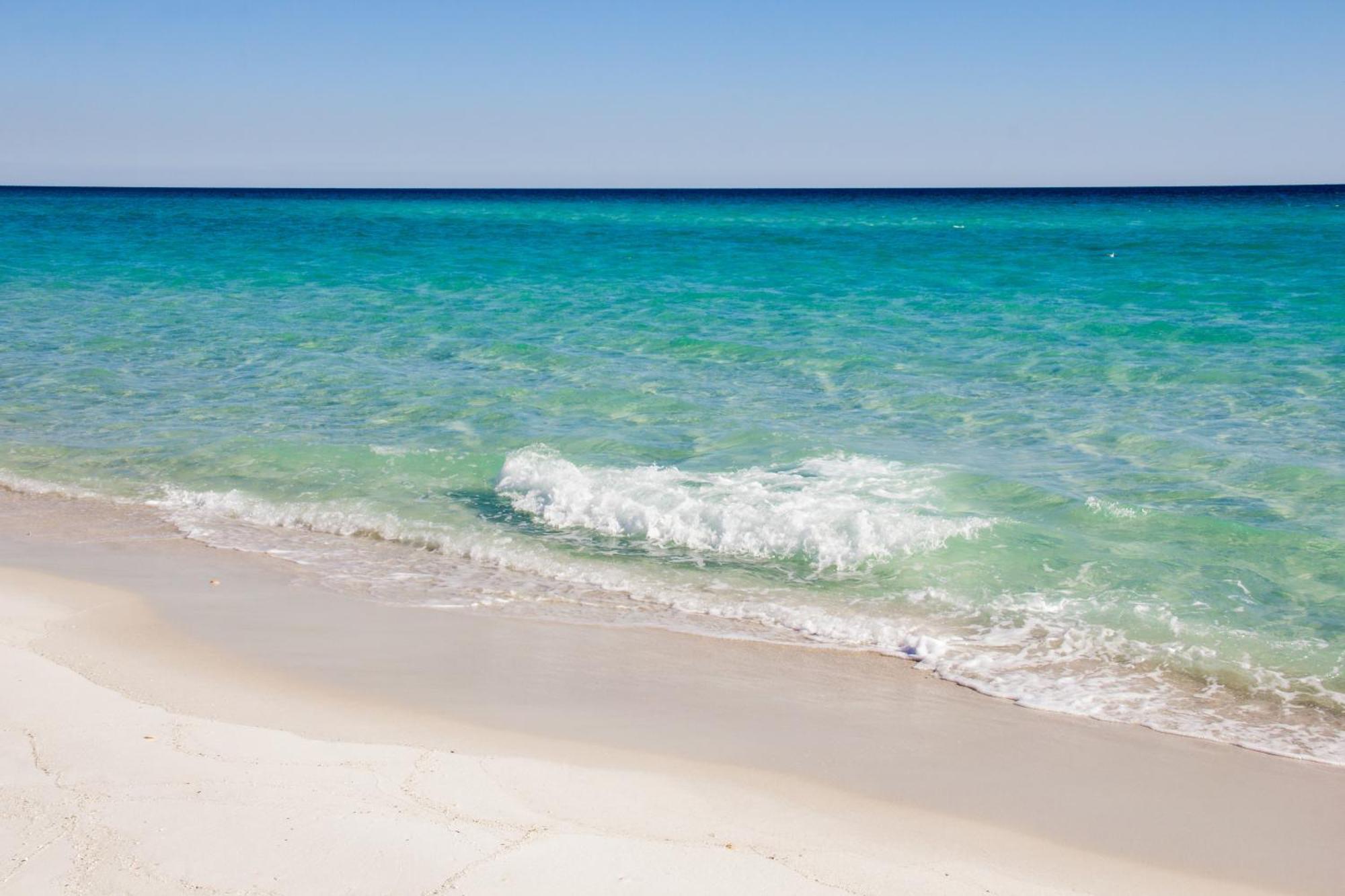 Tidewater Escape: 1Br/2Ba Beachfront Condo, Sleeps 6, Gulf Views & Comfort! Panama City Beach Buitenkant foto