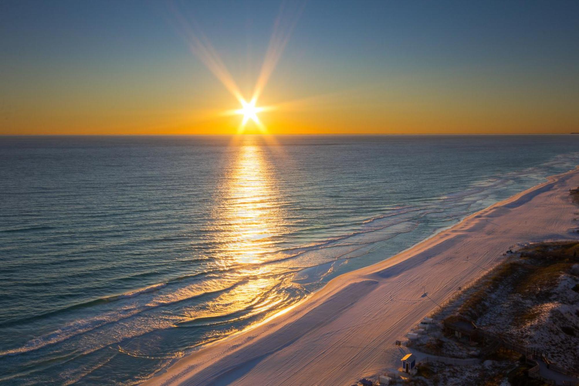 Tidewater Escape: 1Br/2Ba Beachfront Condo, Sleeps 6, Gulf Views & Comfort! Panama City Beach Buitenkant foto